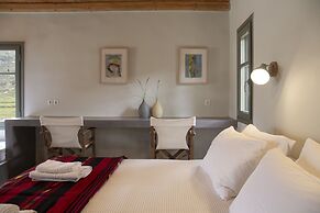 Under the Linden Tree Tinos