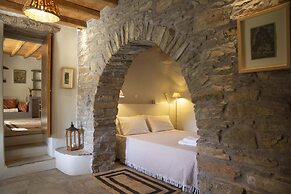 Under the Linden Tree Tinos