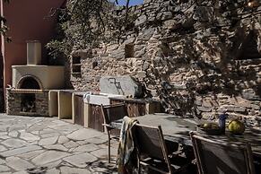 Under the Linden Tree Tinos
