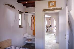 Under the Linden Tree Tinos