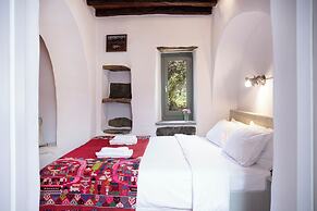 Under the Linden Tree Tinos