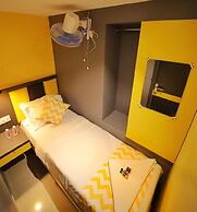 CABIN STAY -SOCIAL HUBZ