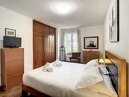 Refugio Madeirense by Atlantic Holiday