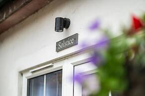 Stonehenge Courtyard