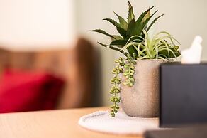 Stonehenge Courtyard