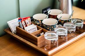 Stonehenge Courtyard