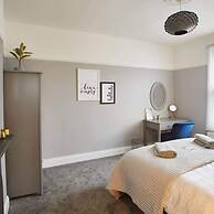 Host Stay Windsor Cottage