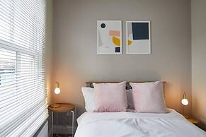 Host Stay Windsor Cottage