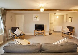 Host Stay Cosy Cottage