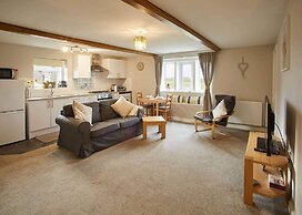 Host Stay Cosy Cottage