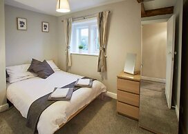 Host Stay Cosy Cottage