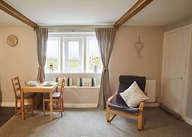 Host Stay Cosy Cottage