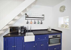 Host Stay Harbour Cottage