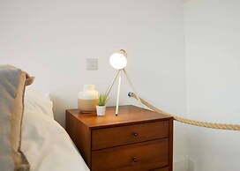 Host Stay Harbour Cottage