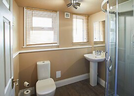 Host Stay Havelock Place Apartment