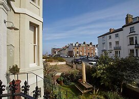 Host Stay Havelock Place Apartment