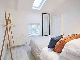 Host Stay The Surfer s Loft Apartment