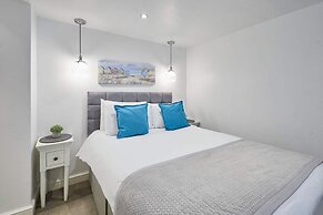 Host Stay The Courtyard Retreat