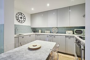 Host Stay The Courtyard Retreat