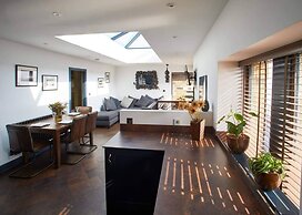 Host Stay The Nook