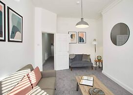 Host Stay The Ruby Retreat