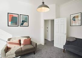 Host Stay The Ruby Retreat