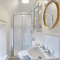 Host Stay Middle Farmhouse