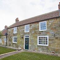 Host Stay Middle Farmhouse