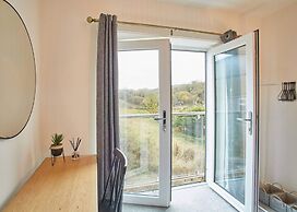 Host Stay Hoggarths Retreat