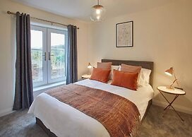 Host Stay Hoggarths Retreat