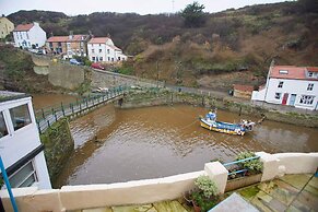 Host Stay Gull s Haven Cottage