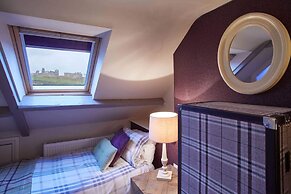 Host Stay Spyglass 1708