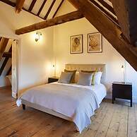 Host Stay The Coach House