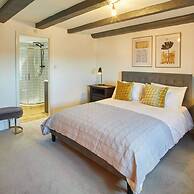 Host Stay The Coach House