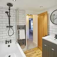 Host Stay The Coach House