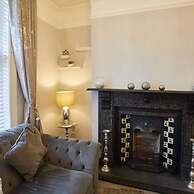 Host Stay Simba House