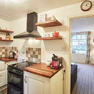 Host Stay Rosella Cottage