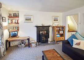 Host Stay Rosella Cottage