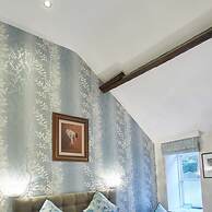 Host Stay Rosella Cottage