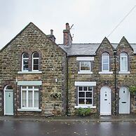 Host Stay Rosella Cottage