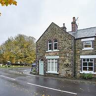 Host Stay Rosella Cottage