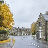 Host Stay Rosella Cottage