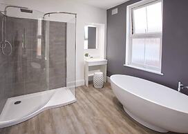 Host Stay Osborne House