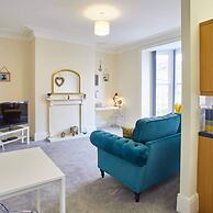 Host Stay The Funky Robin