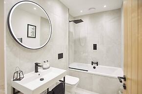 Host Stay Little Acorn Apartment