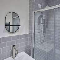 Host Stay Routh Walk