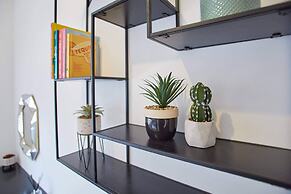 Host Stay Routh Walk