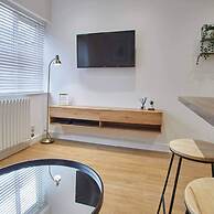 Host Stay Routh Walk