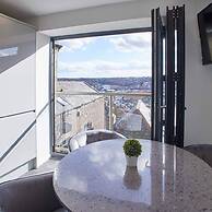 Host Stay The View Hudsons Yard House