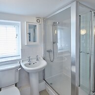 Host Stay Amber Cottage